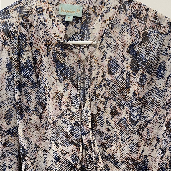 Veronica M Blue and Black Abstract Blouse - Picture 4 of 7